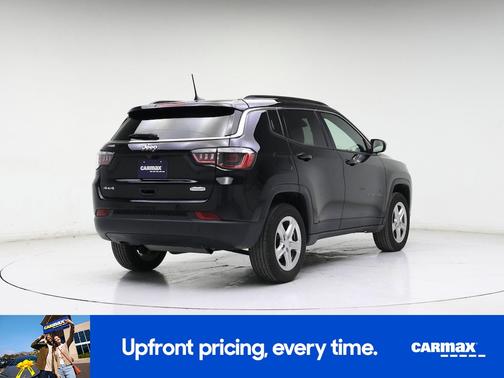 Black 2023 Jeep Compass Latitude