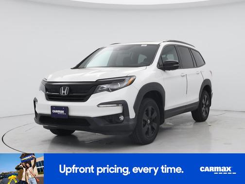 White 2022 Honda Pilot Trailsport