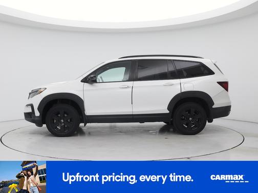 White 2022 Honda Pilot Trailsport