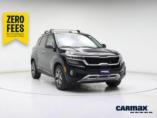 Black 2023 Kia Seltos SX