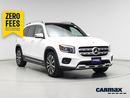 White 2023 Mercedes-Benz GLB 250