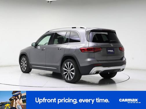 Gray 2022 Mercedes-Benz GLB 250