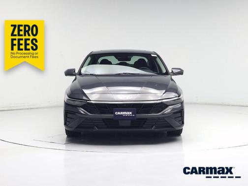 Gray 2024 Hyundai ELANTRA Limited