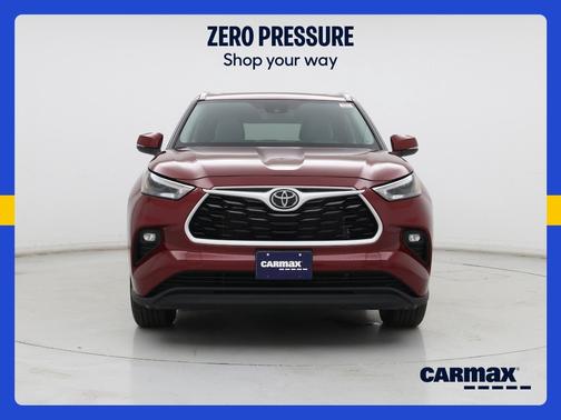 Burgundy 2024 Toyota Highlander XLE