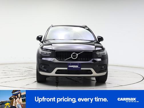 2021 Volvo XC40 T5 R-Design