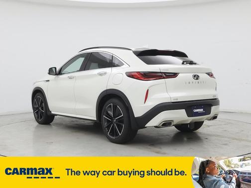 2022 INFINITI QX55 Essential