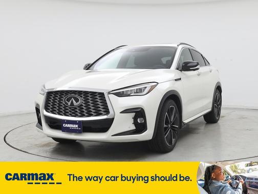 2022 INFINITI QX55 Essential