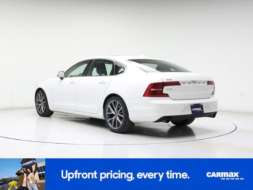 White 2018 Volvo S90 T5 Momentum