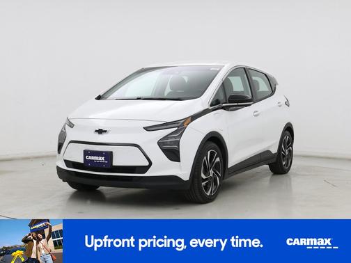 White 2023 Chevrolet Bolt EV 2LT