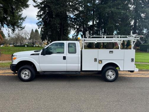 2013 Ford F-350 XL
