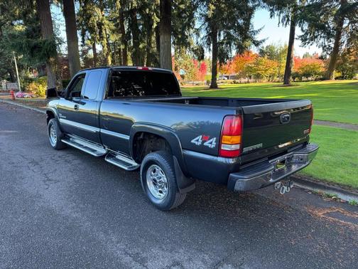 2003 GMC Sierra 2500 SLE H/D Extended Cab