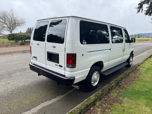 2009 Ford E150 Base