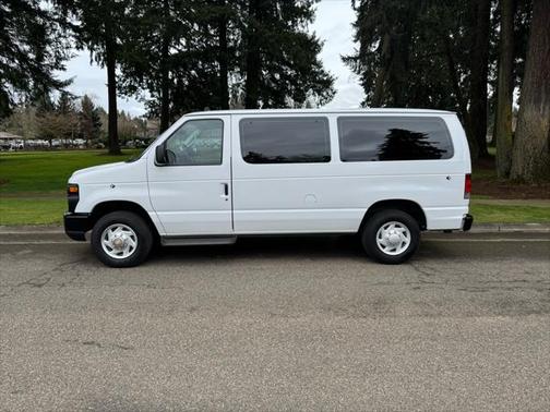 2009 Ford E150 Base