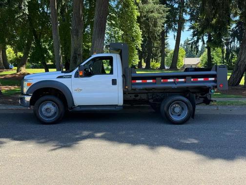 Oxford White 2011 Ford F-450 Regular Cab DRW 4WD