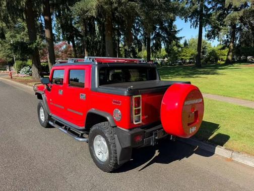 Red 2005 Hummer H2 SUT