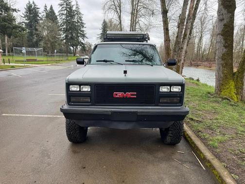 1989 GMC Suburban 1500 4WD