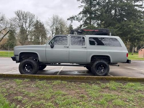 1989 GMC Suburban 1500 4WD