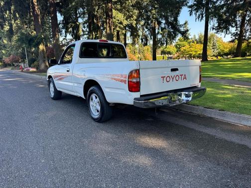 1996 Toyota Tacoma Base