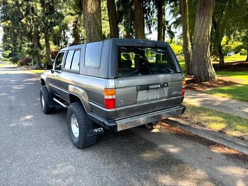 1988 Toyota 4Runner SR5 V6 4WD