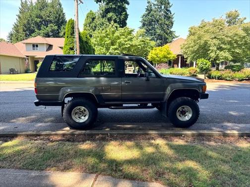 1988 Toyota 4Runner SR5 V6 4WD