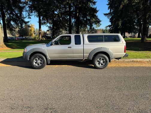 2002 Nissan Frontier XE Desert Runner King Cab
