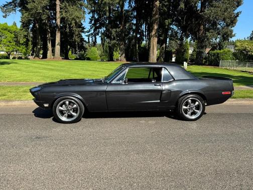 Charcoal 1968 Ford Mustang Base