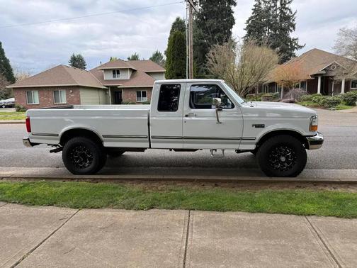 1995 Ford F-250 XLT SuperCab H/D