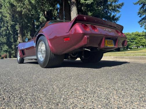 Maroon 1979 Chevrolet Corvette Coupe