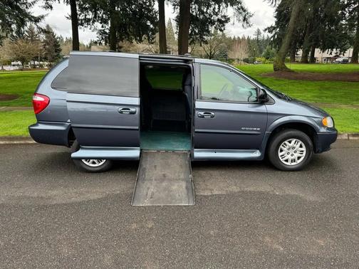2001 Dodge Grand Caravan Sport
