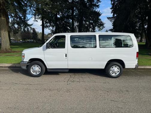 2010 Ford E150 XLT