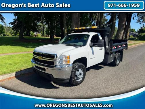 Summit White 2011 Chevrolet Silverado 3500 H/D