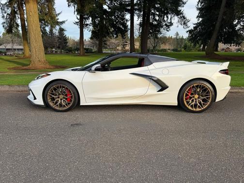 2024 Chevrolet Corvette Stingray w/2LT