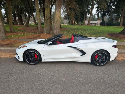 2024 Chevrolet Corvette Stingray w/2LT