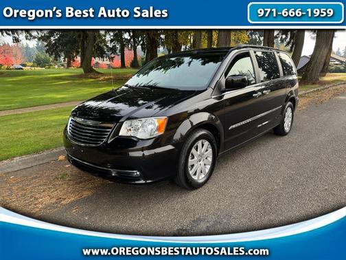 2014 Chrysler Town & Country Touring