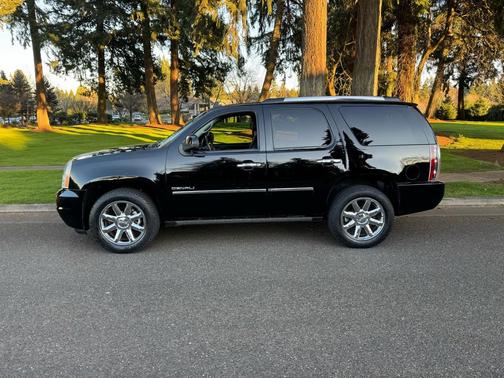 2013 GMC Yukon Denali