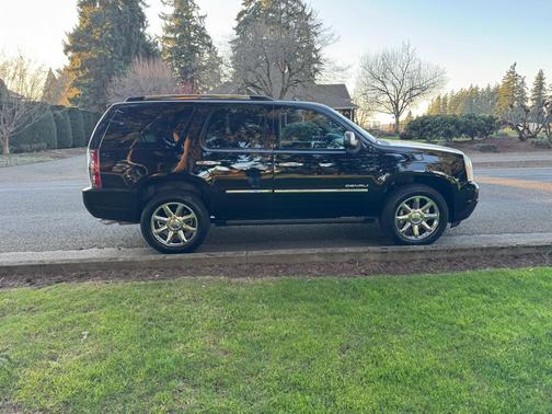 2013 GMC Yukon Denali