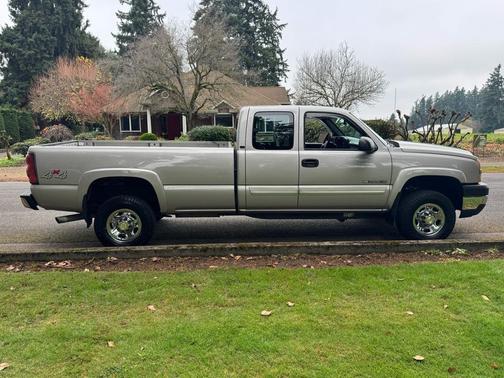 2005 Chevrolet Silverado 2500 LS H/D Extended Cab