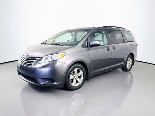 Predawn Gray Mica 2017 Toyota Sienna LE