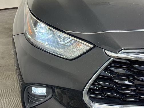 Midnight Black Metallic 2022 Toyota Highlander Platinum