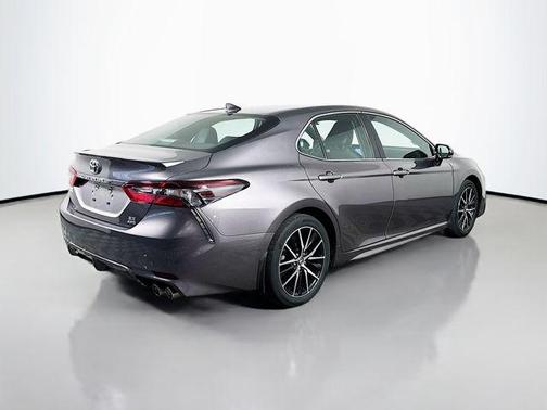 Predawn Gray Mica 2023 Toyota Camry SE