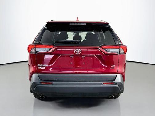 Ruby Flare Pearl 2021 Toyota RAV4 LE