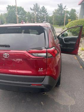 Ruby Flare Pearl 2021 Toyota RAV4 LE