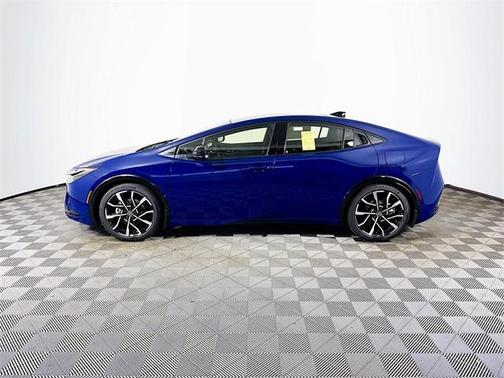 2025 Toyota Prius Plug-In Hybrid XSE