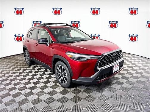2025 Toyota Corolla Cross XLE