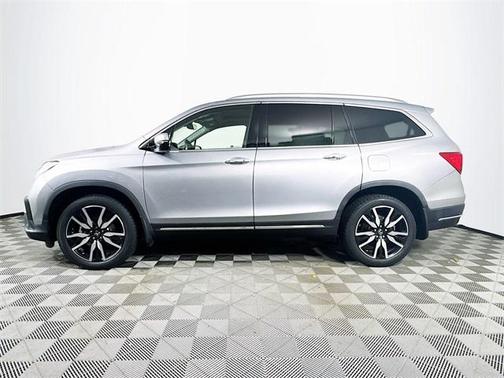 2020 Honda Pilot Touring 8-Passenger