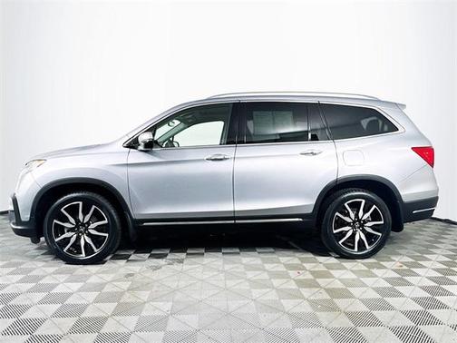 2020 Honda Pilot Touring 8-Passenger