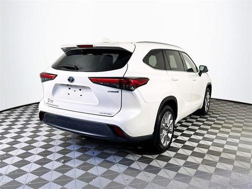 2021 Toyota Highlander Hybrid Limited