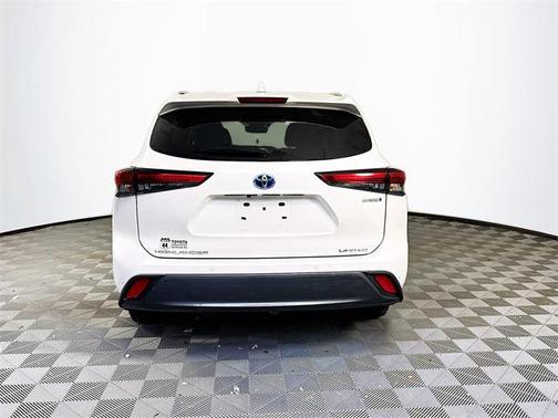 2021 Toyota Highlander Hybrid Limited