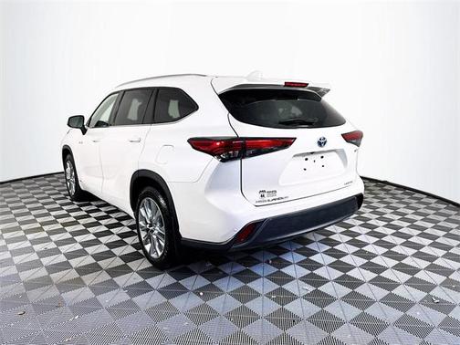 2021 Toyota Highlander Hybrid Limited
