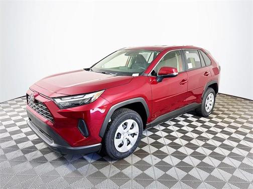 2025 Toyota RAV4 LE